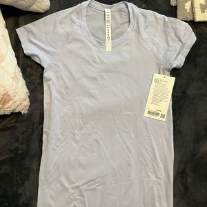 Lululemon Swiftly Tech Short Sleeve 2.0